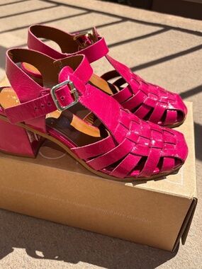 Bocage Hot Pink leather Sandals Fisherman T-Strap PARIS brand size37